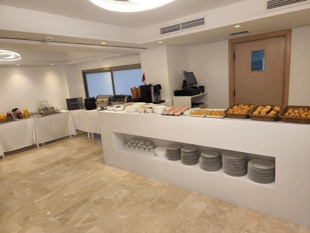 Fajr Hotel 乌季达 外观 照片