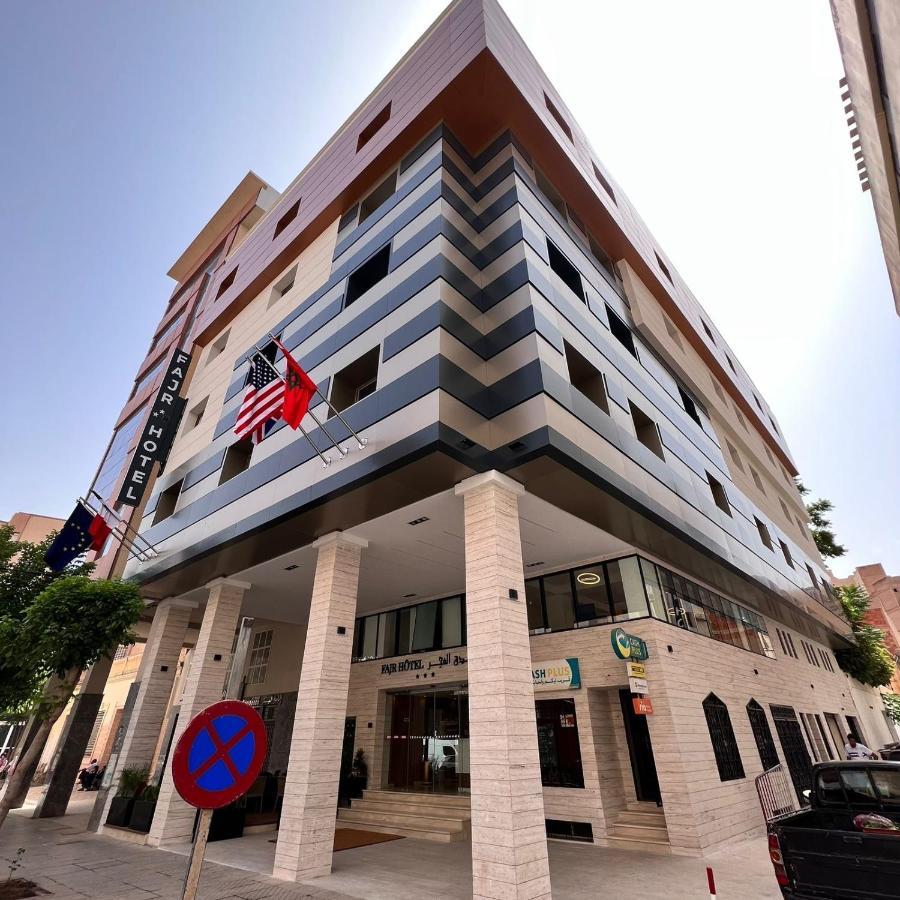 Fajr Hotel 乌季达 外观 照片