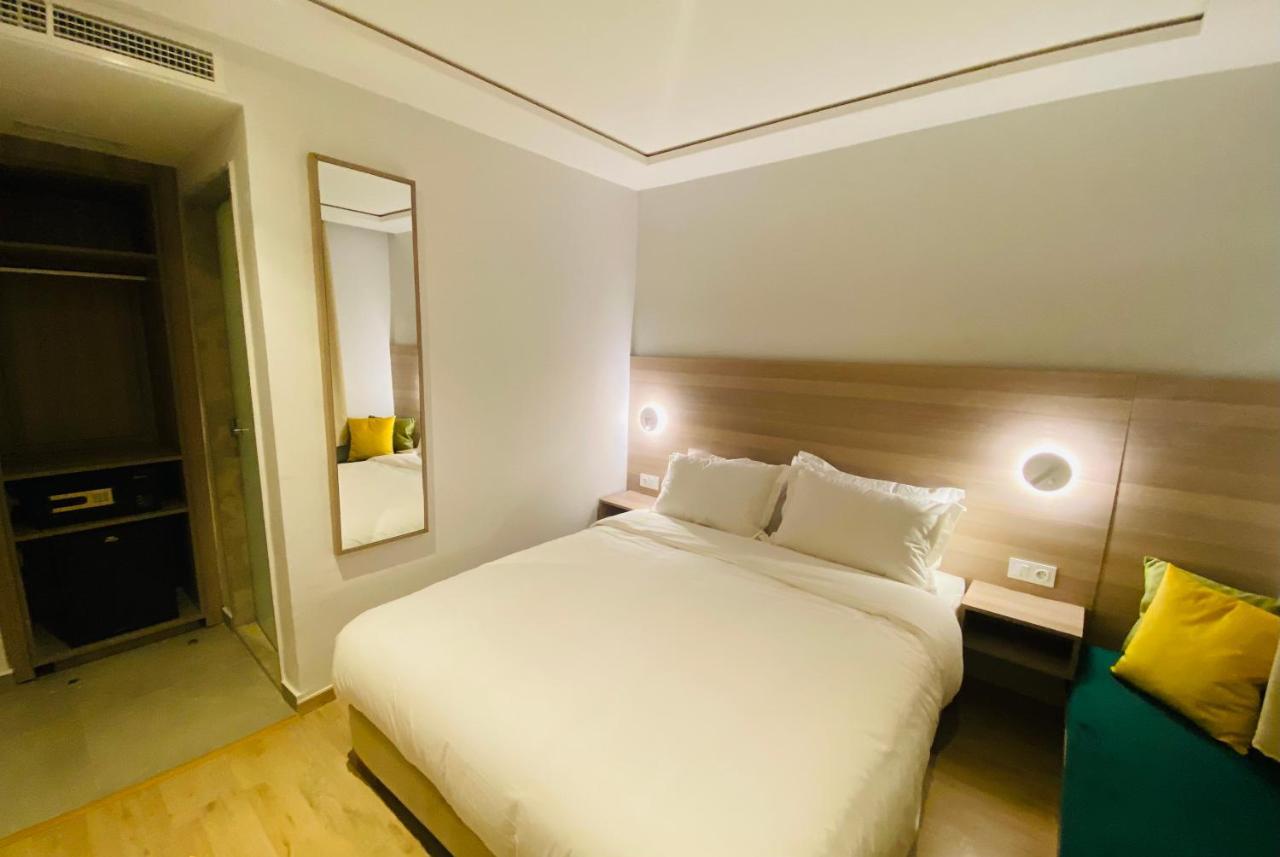 Fajr Hotel 乌季达 外观 照片