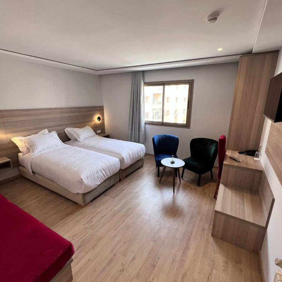Fajr Hotel 乌季达 外观 照片