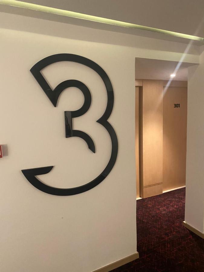 Fajr Hotel 乌季达 外观 照片