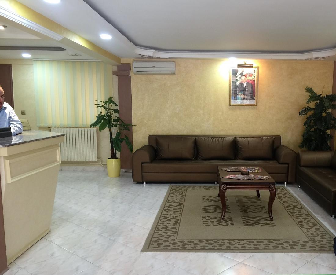 Fajr Hotel 乌季达 外观 照片