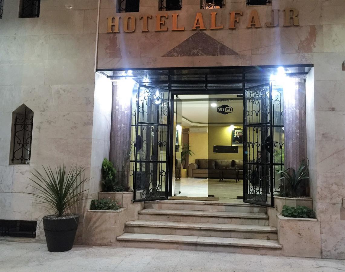 Fajr Hotel 乌季达 外观 照片